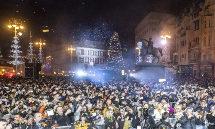 VIDEO: Croatia welcomes in 2025 with open-air parties