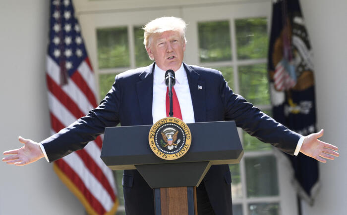 Trump avvia la guerra dei dazi, gli Stati Uniti fuori dall'Oms. 'Parleremo con Putin a breve' - Notizie