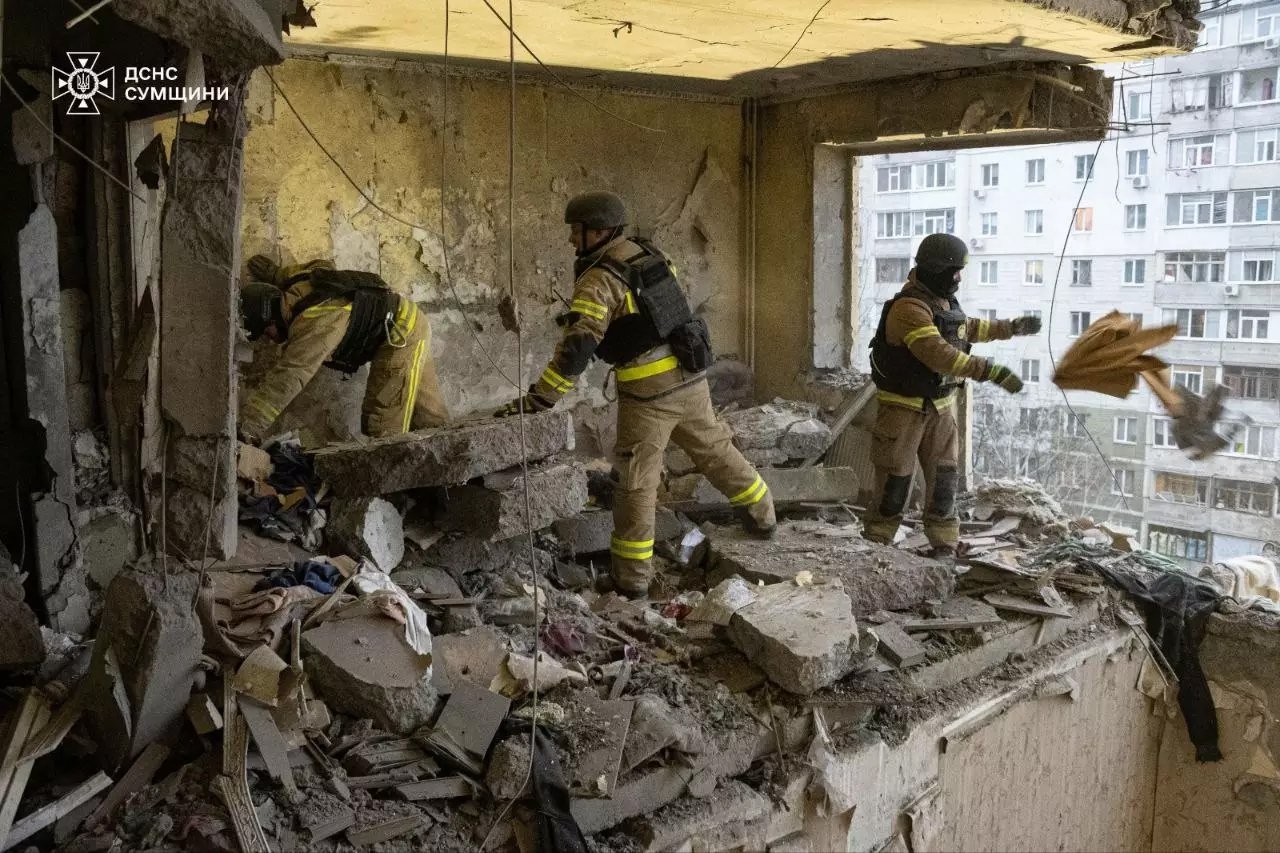 Une attaque de drones russes fait neuf morts dans l'est de l'Ukraine
