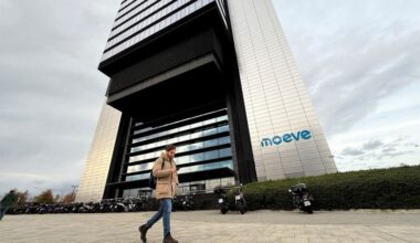 Spain's Moeve set to start work on green hydrogen plant this year