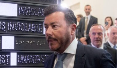 Österreich: Unternehmer Benko muss in Untersuchungshaft