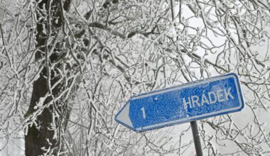 Sledujte RADAR: Česko v zajetí mrazu. Chumelenice zasáhne většinu území, hrozí ledovka
