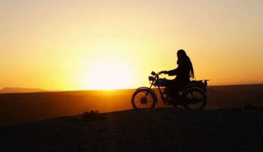'Cutting Through Rocks' Review: A Conflicted Iranian Documentary