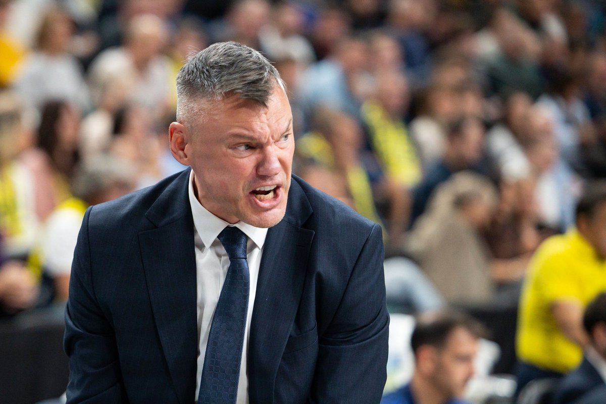 Jasikevičiaus komanda Turkijoje vos nepaslydo, vargo ir būsimi „Žalgirio“ varžovai