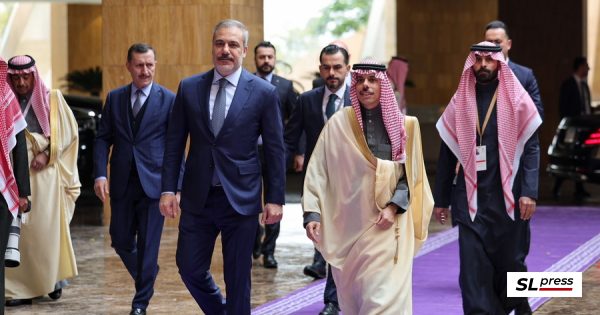 2025: Έτος προκλήσεων αλλά και ευκαιριών για την Ελλάδα