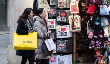 Stocks rise as UK inflation unexpectedly falls to 2.5% in December