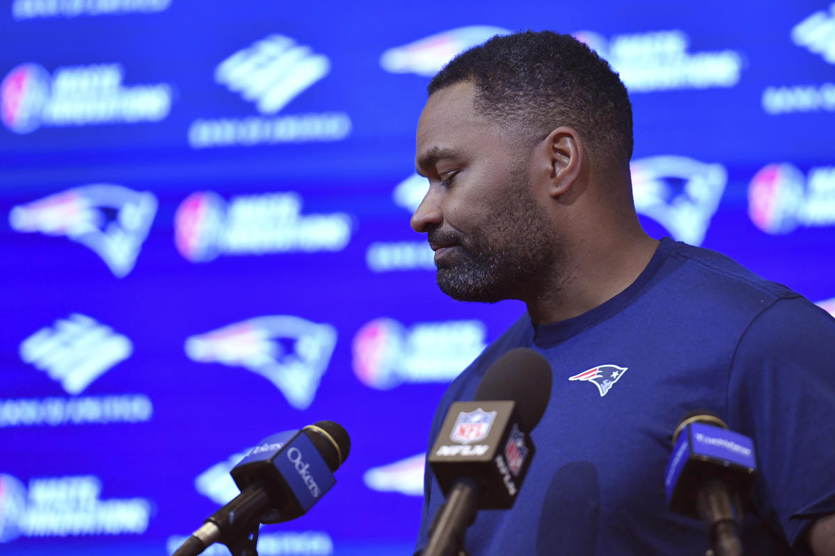 NFL coaching tracker, wild-card news: Patriots fire head coach Jerod Mayo