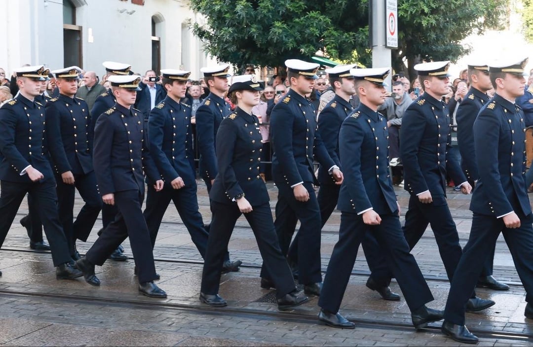 Following the mass at the Convent of Santo Domingo and the procession of Our Lady of the Rosary, the Princess Leonor and the rest of the midshipmen have embarked on the “Juan Sebastián de Elcano”.