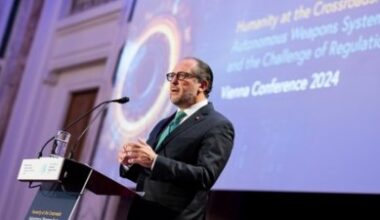 Austria's Foreign Minister Schallenberg Awarded “Arms Control Person of the Year” - Vindobona.org