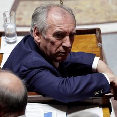 Lire aussi