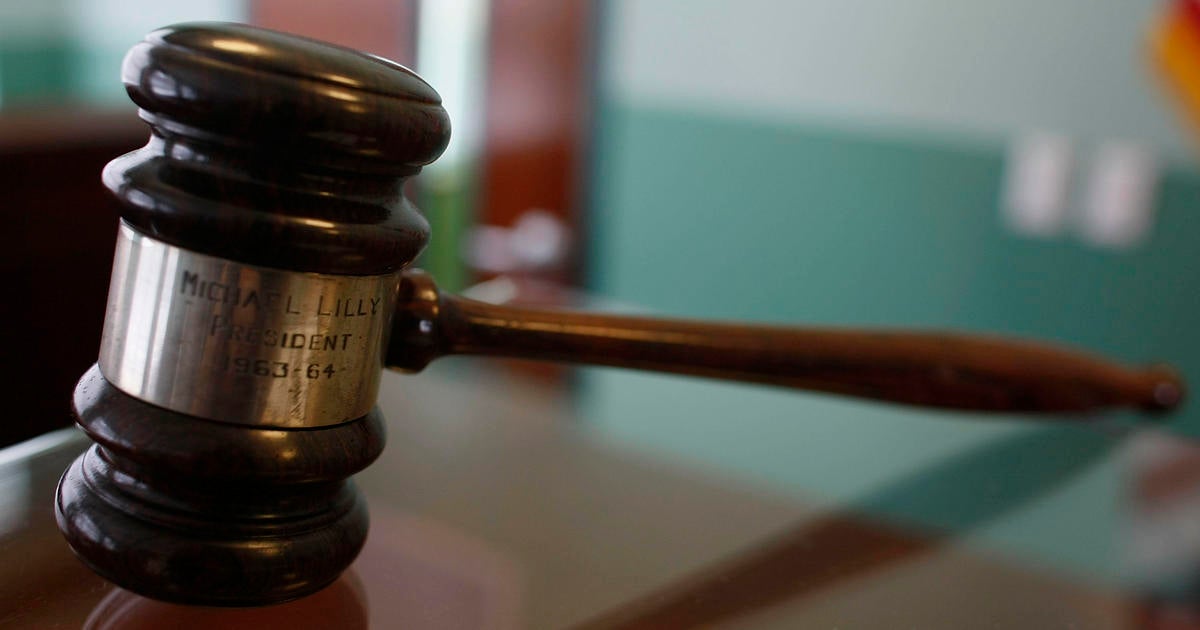 Colorado energy company official pleads guilty to sales report fraud in Michigan