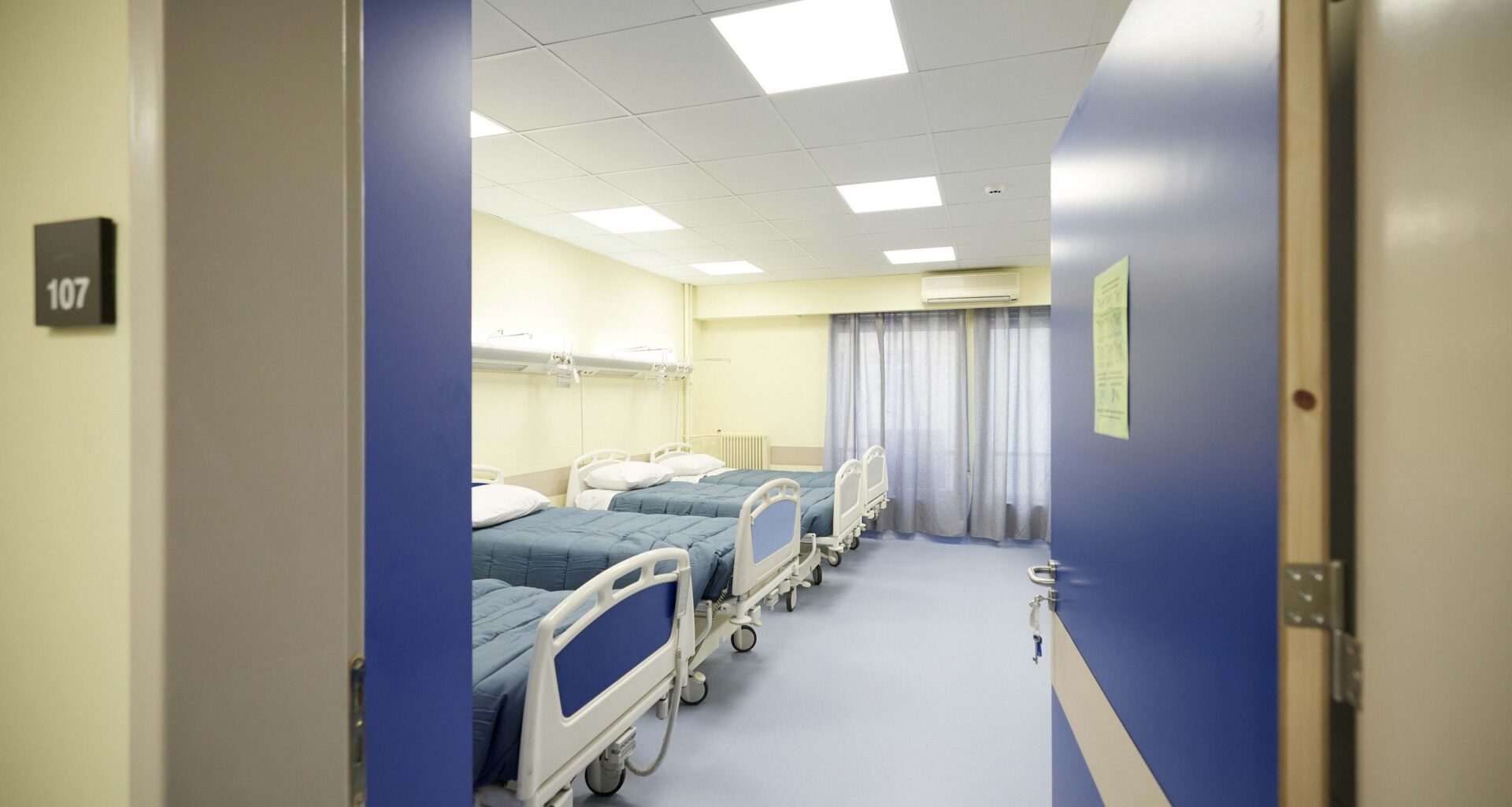 Healthcare Workers on Strike Across Greece