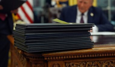 What to know about Trump's first executive actions on climate and environment – 104.5 WOKV