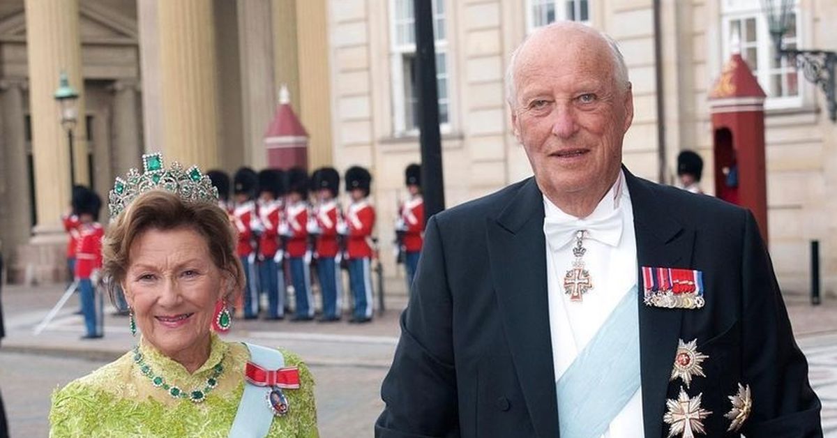 Queen Sonja of Norway will receive a pacemaker, days after being admitted to hospital