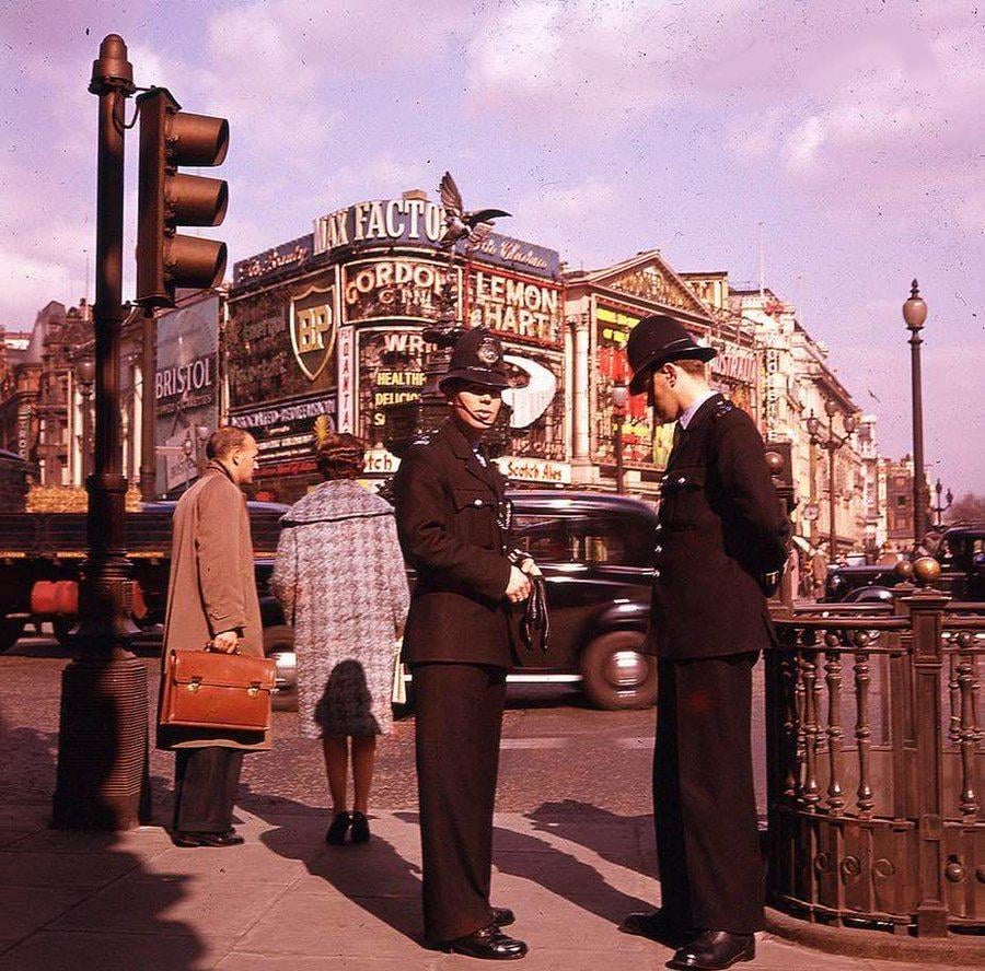 Piccadilly, 1966.
