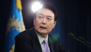 Politics News Today Live Updates on January 3, 2025: South Korea's impeached president fends off arrest attempt over martial-law decree