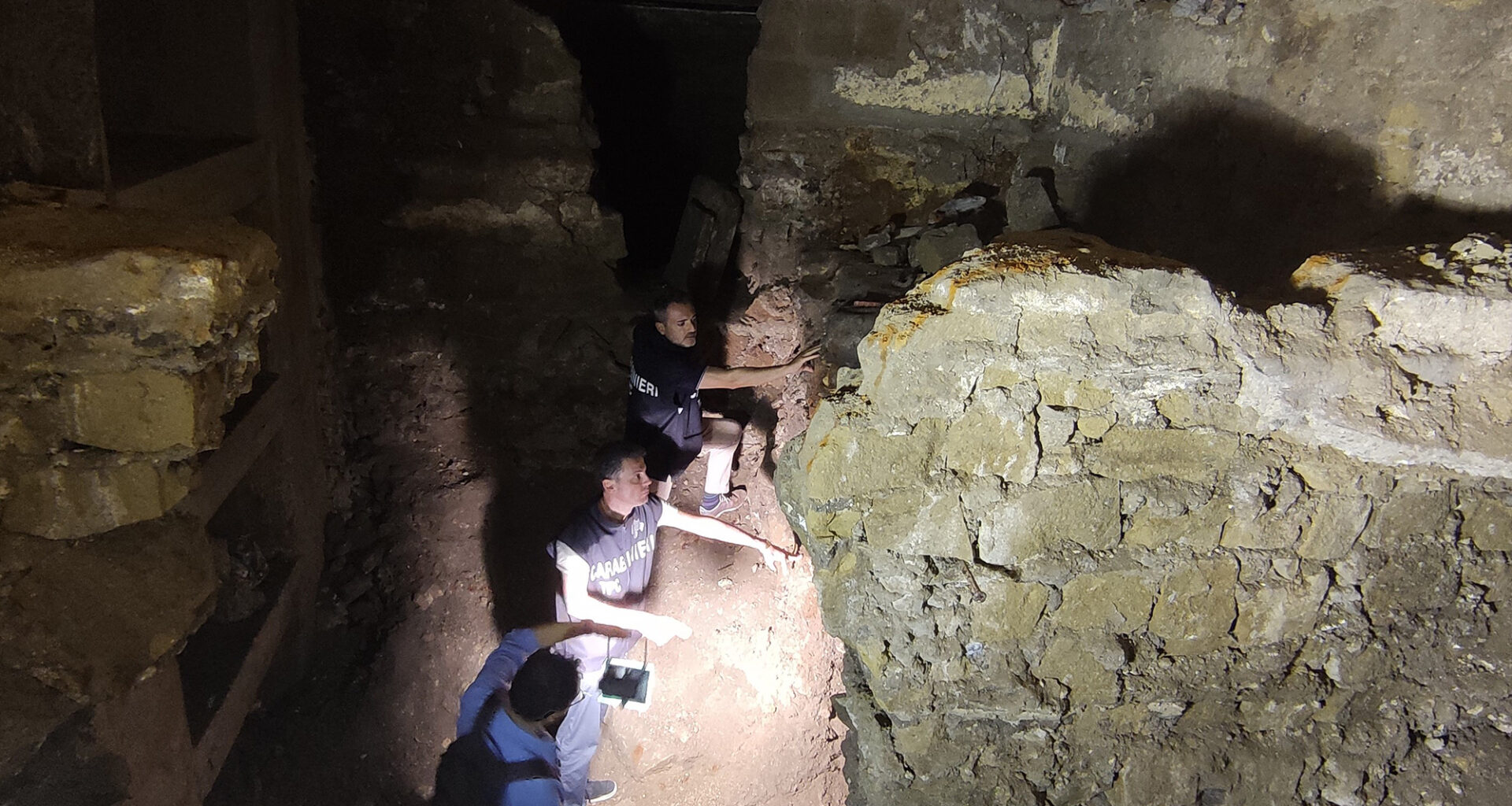 Italian Authorities Thwart Tomb Raiders Pillaging Medieval Church