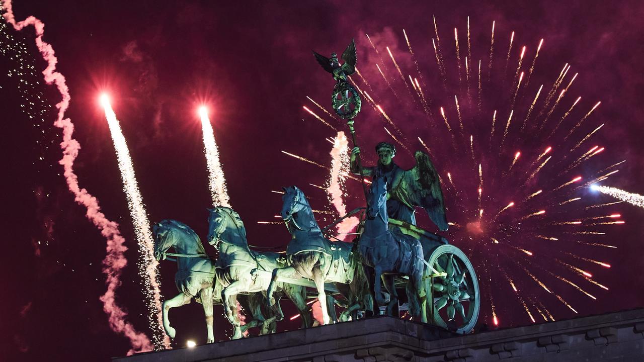 Silvester in Deutschland: Ein stürmischer Jahreswechsel