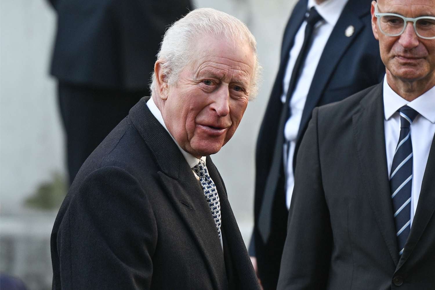 King Charles Makes History with Emotional Visit to Auschwitz as Prince William Leads Holocaust Memorial Service