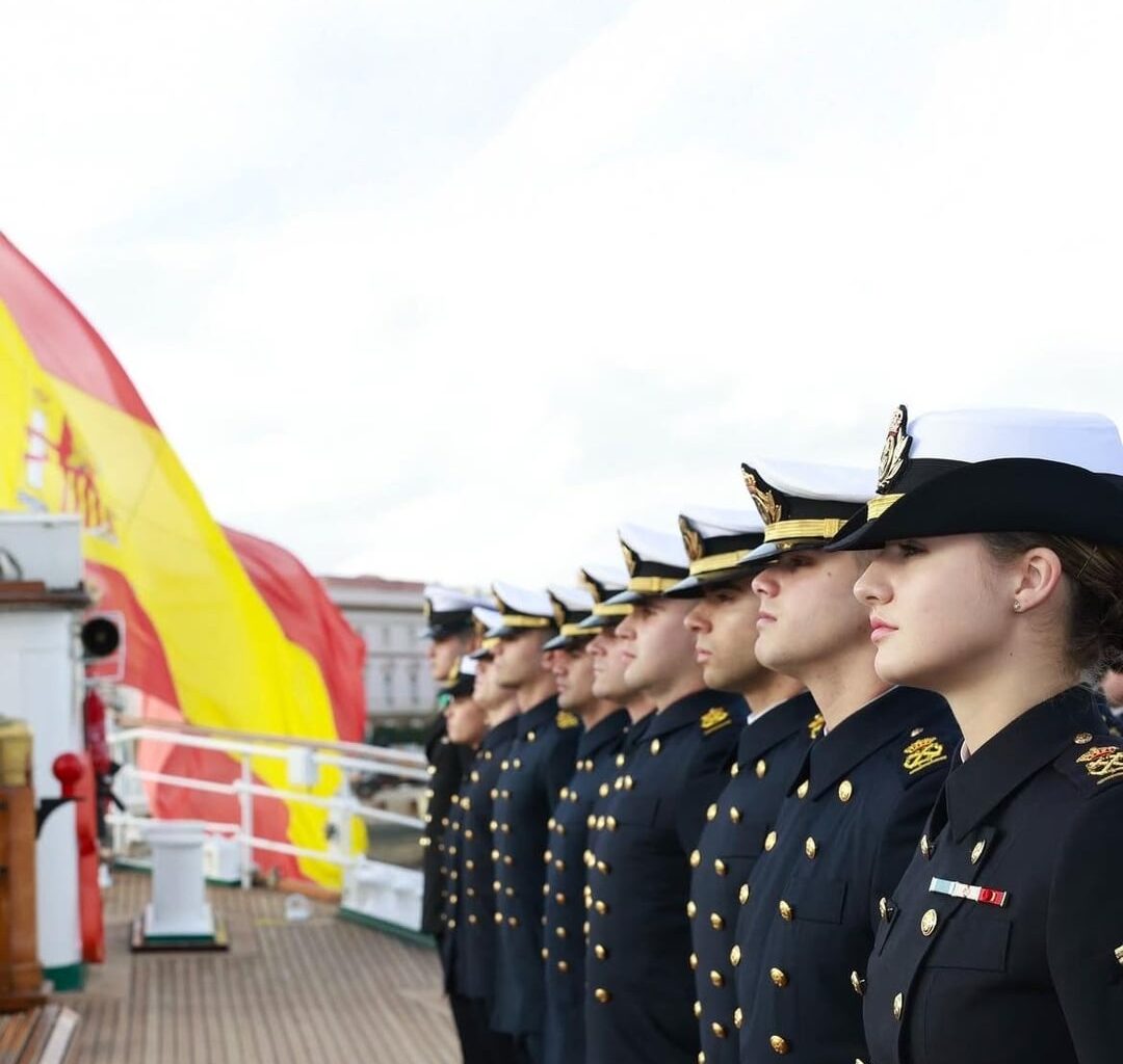 The Princess of Asturias, on the training ship “Juan Sebastián de Elcano” where she will continue her naval training for the next few months.