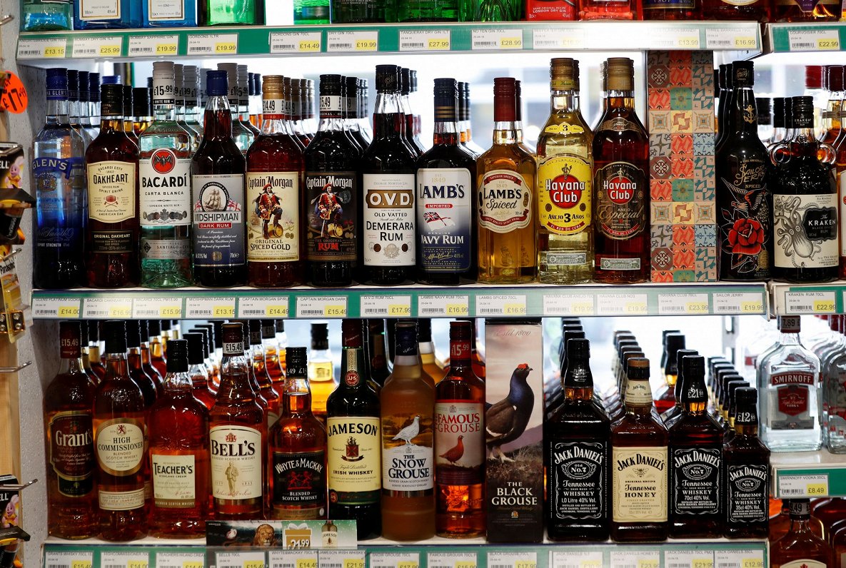 Alcohol sales hours to be limited as of August in Latvia / Article