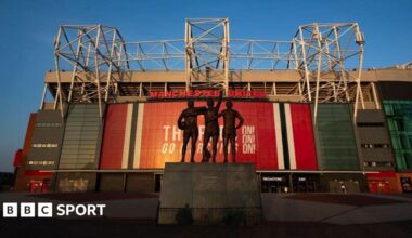 Man Utd news: Denis Law dies - United pay tribute to 'hero of a generation'