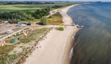 Anchor of tanker, which may have damaged underwater cables, found in Finland