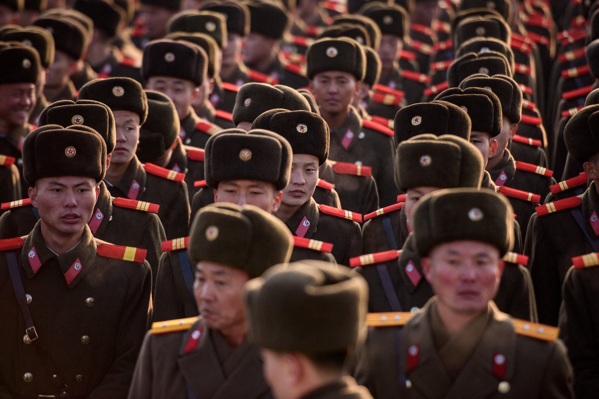North Korean troops