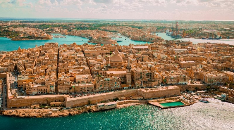 Navigating Malta's Investment Migration Pathways: An In-depth Comparison - IMI