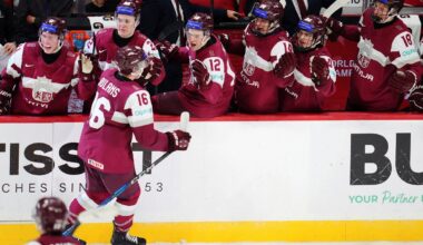 Latvia's hockey juniors go down fighting against Sweden / Article