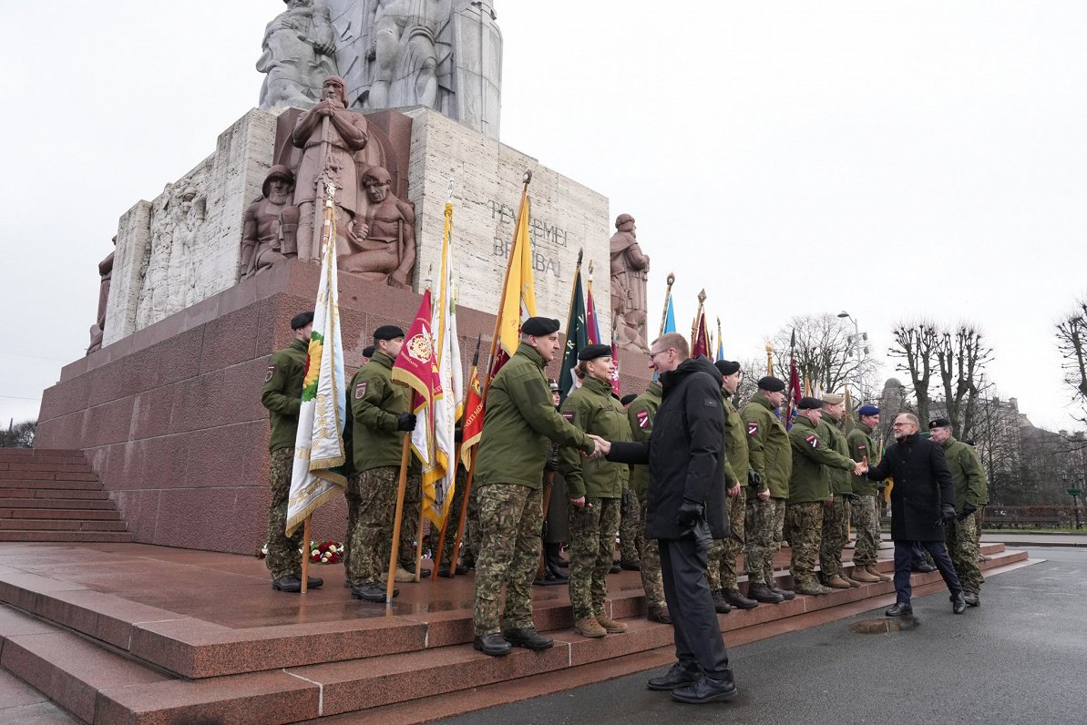 Ceremony welcomes Latvia's new chief of defence to his post / Article