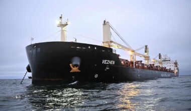 Latvia sends divers to site of Baltic Sea cable damage / Article
