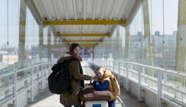 Return centers for Ukrainian refugees may open in Europe