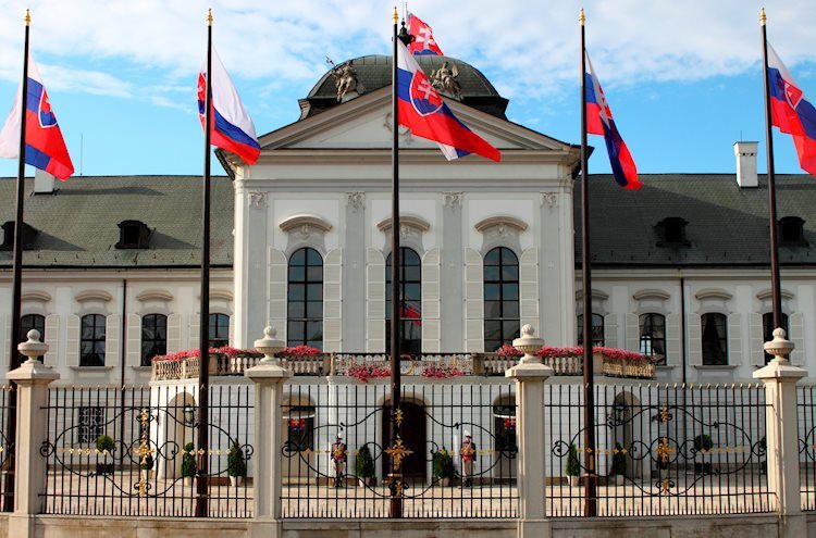 Flash inflation for December shows slight increases, except for Slovakia