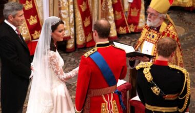 Prince William & Kate Middleton Rumored To Be Planning Vow Renewal