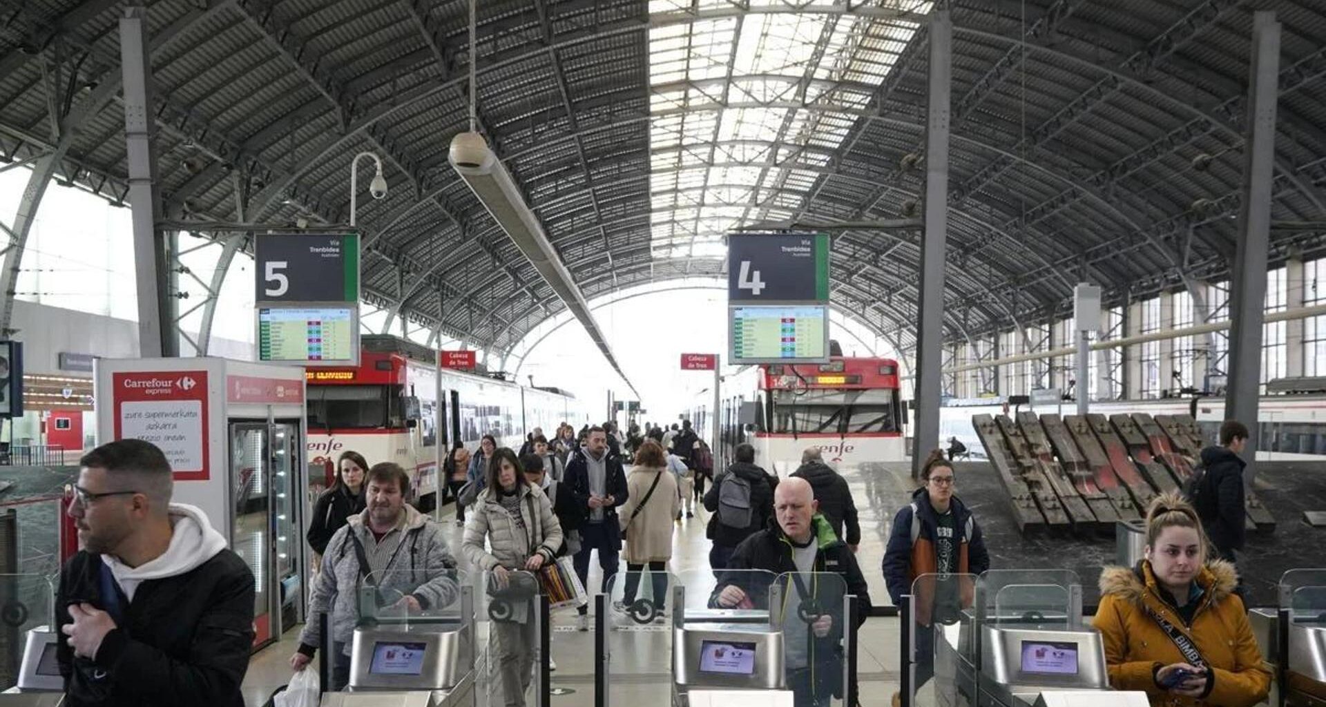 Central government public transport discounts scrapped in Spain after decree overturned by MPs