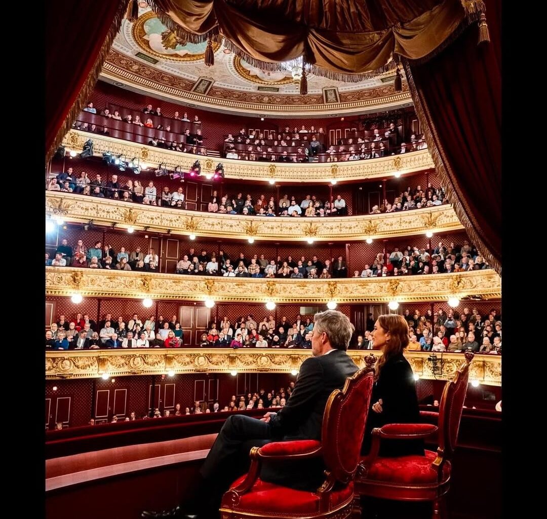King Frederik and Queen Mary attended a performance of Jeppe on the Mountain