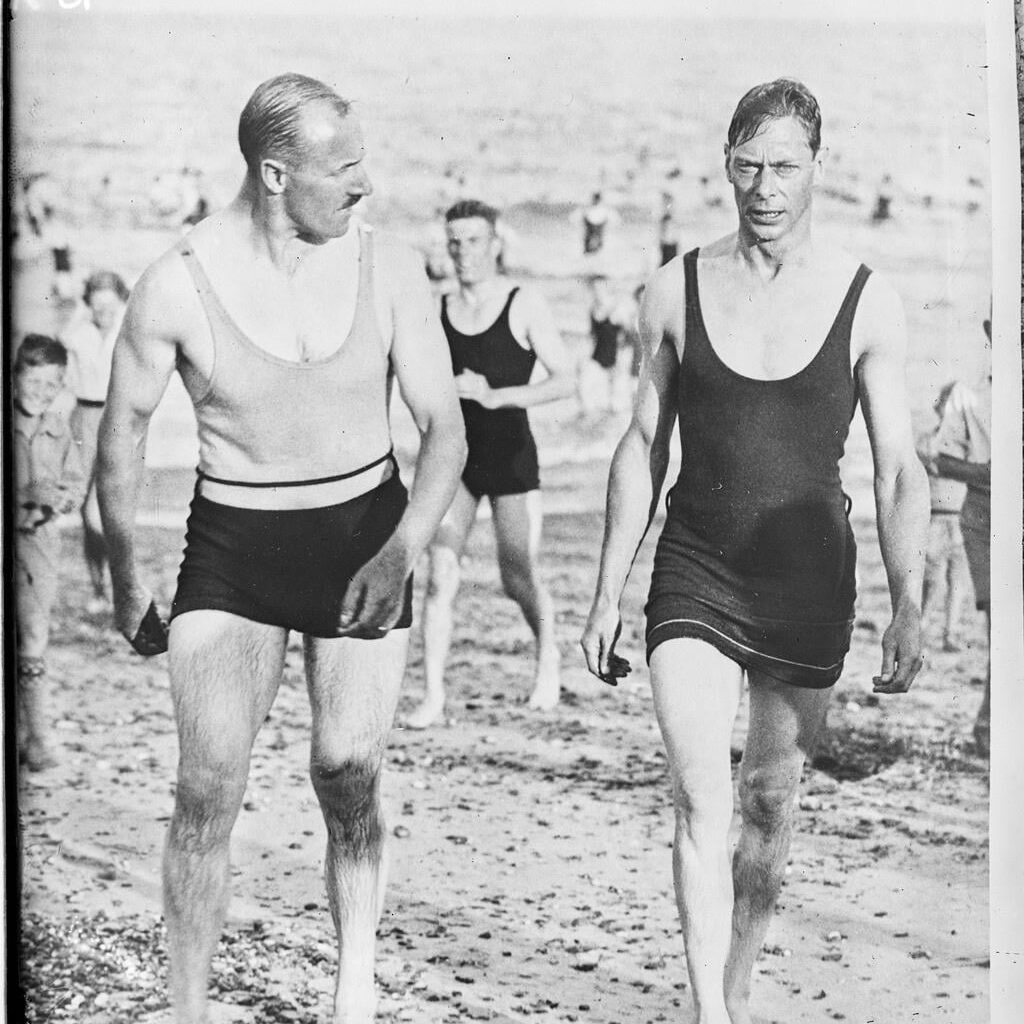 Duc d'York au camp de Southwold, Suffolk, 1933. Auteur:  Central News (Agence photographique). Source:  Bibliothèque nationale de France, département Estampes et photographie, EI-13