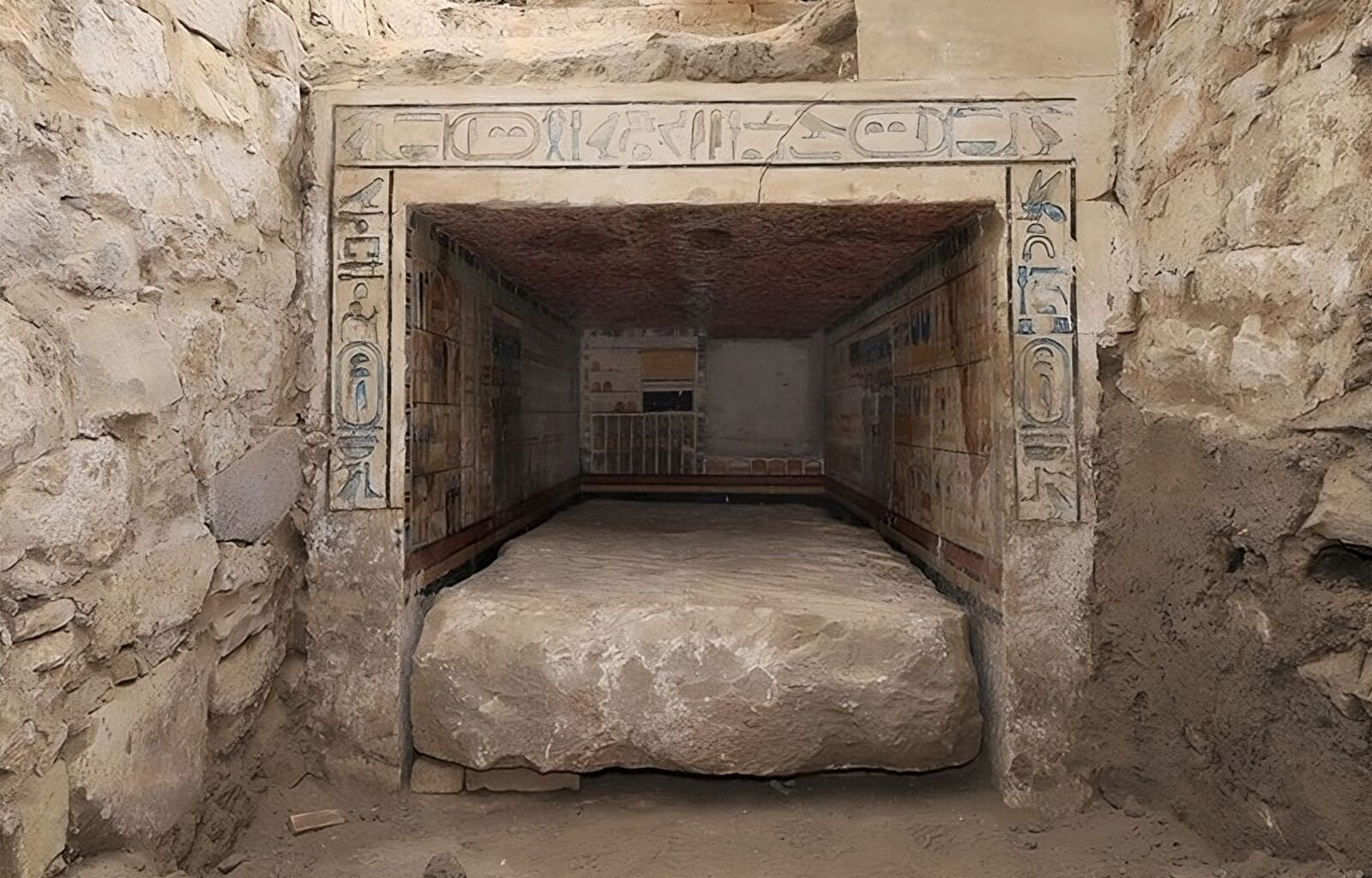 Un prêtre magicien refait surface en Égypte, 4200 ans plus tard 🧙‍♂️