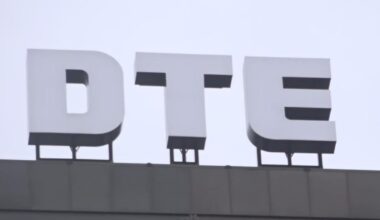 Equipment problem leaves over 2,000 people without power, DTE Energy says