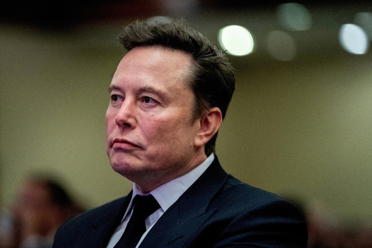 Musk suggests Americans should to ‘liberate’ Britain from its ‘tyrannical government’