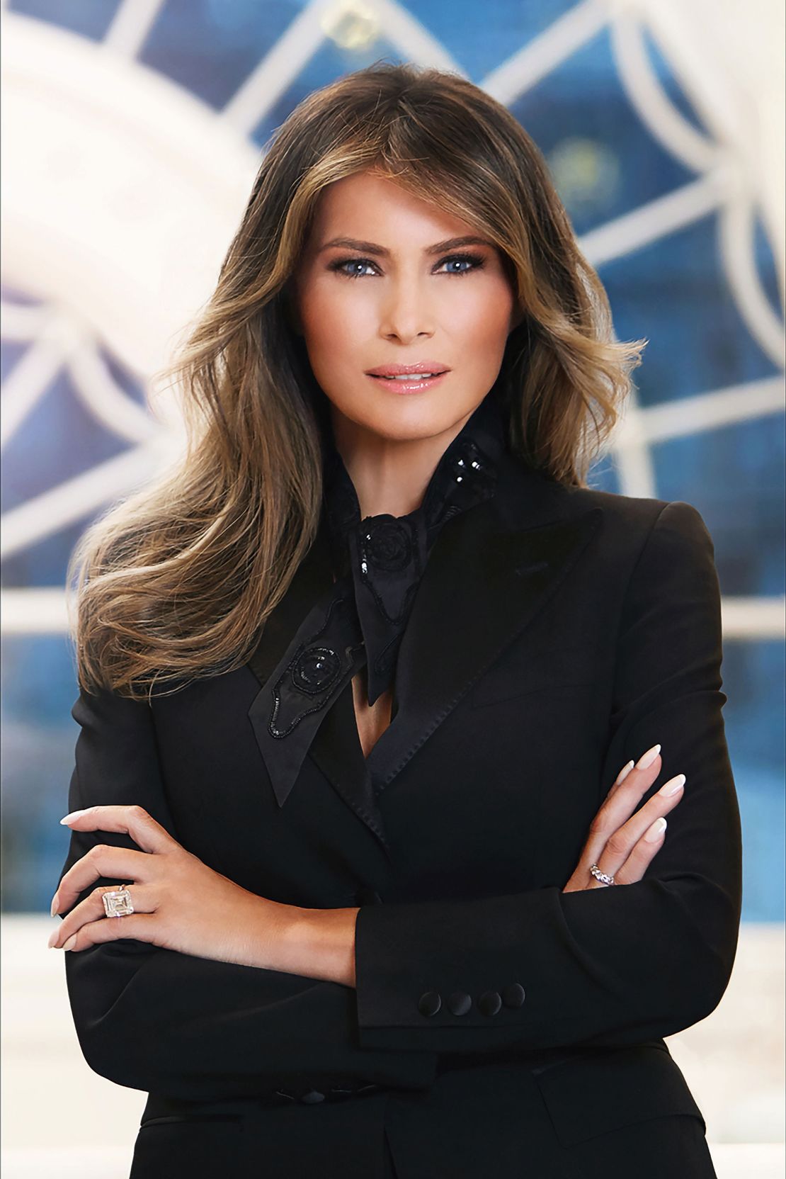 Her last official photo was snapped in color, where she stood closer to the camera with the suggestion of a smile.