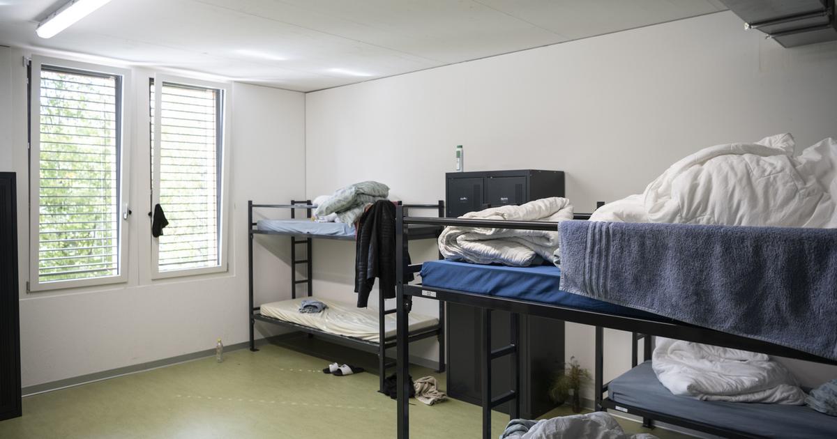 Crise de l’accueil des demandeurs d’asile: Berne priée d'agir sur la vitesse des procédures - rts.ch