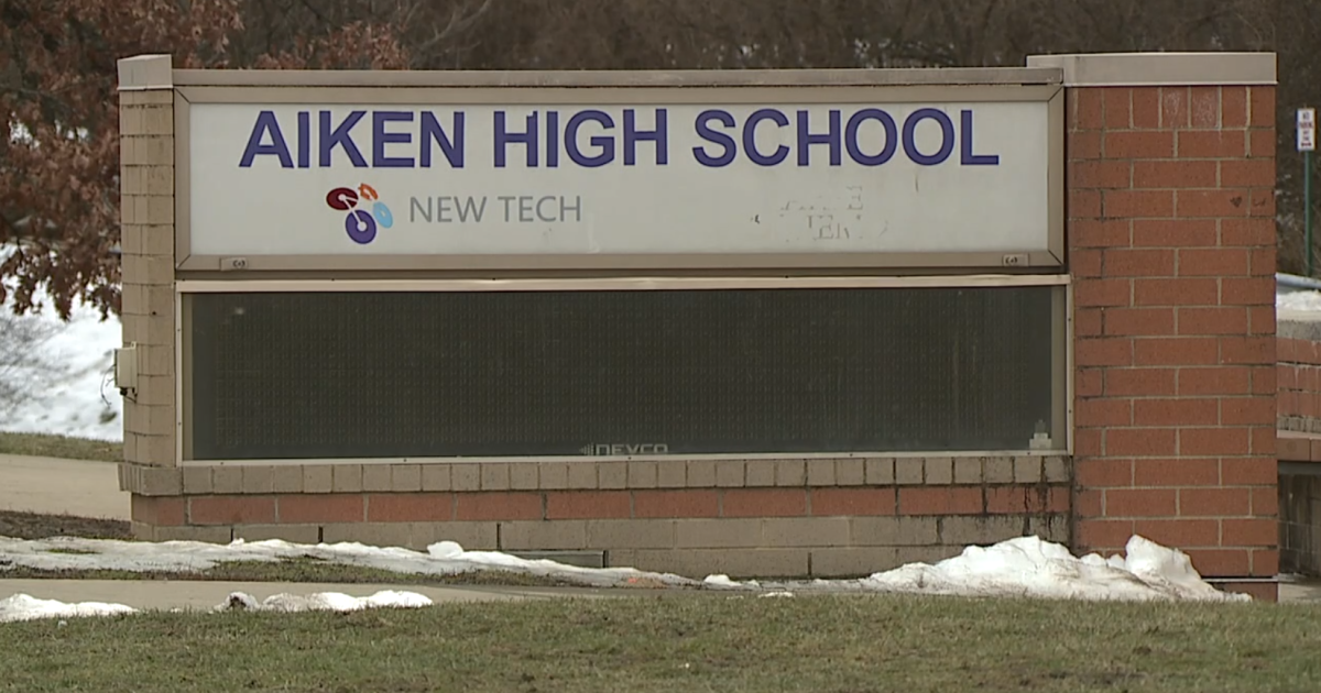 CPS, UC team up to expand mental health support for students