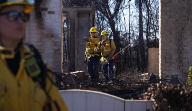 L.A. fire officials could have put engines in the Palisades before the fire. They didn't