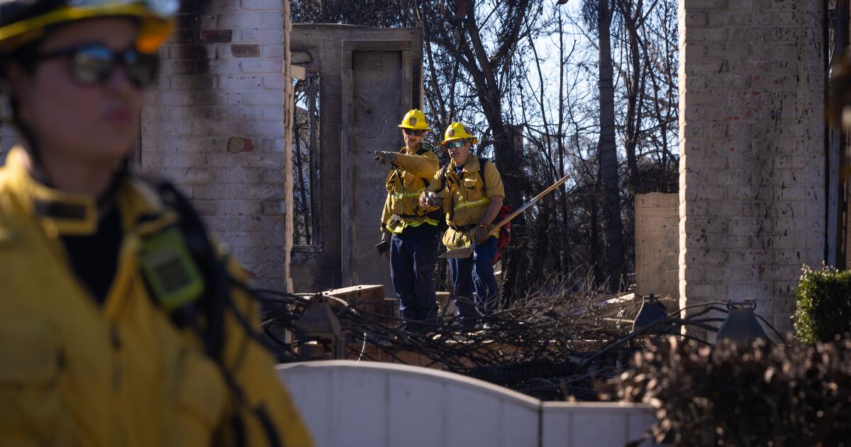 L.A. fire officials could have put engines in the Palisades before the fire. They didn't