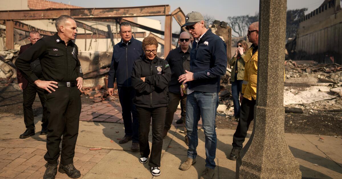 Mayor Bass issues order to expedite rebuilding efforts from fire