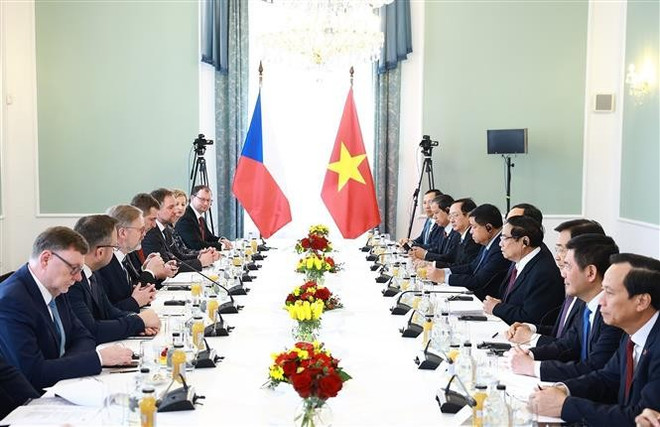 vna-potal-thu-tuong-pham-minh-chinh-hoi-dam-voi-thu-tuong-sec-petr-fiala-7817780.jpg