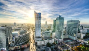 Polska to świetne miejsce do inwestowania. Oto czym przyciągamy inwestorów