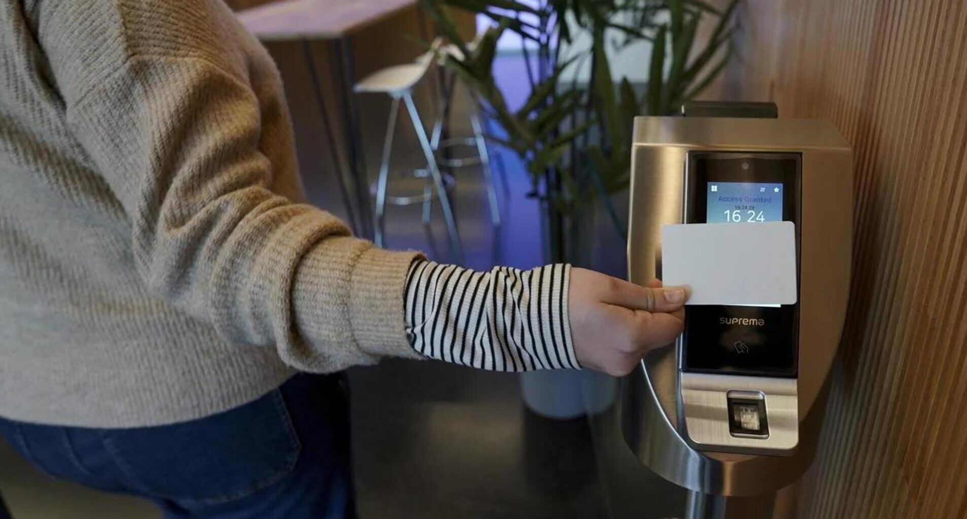Reduced working hours and minimum wage increase could cost companies in Spain around 25 billion euros